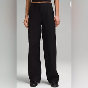 Lululemon Utilitech Relaxed-Fit Mid-Rise Trouser Size 2